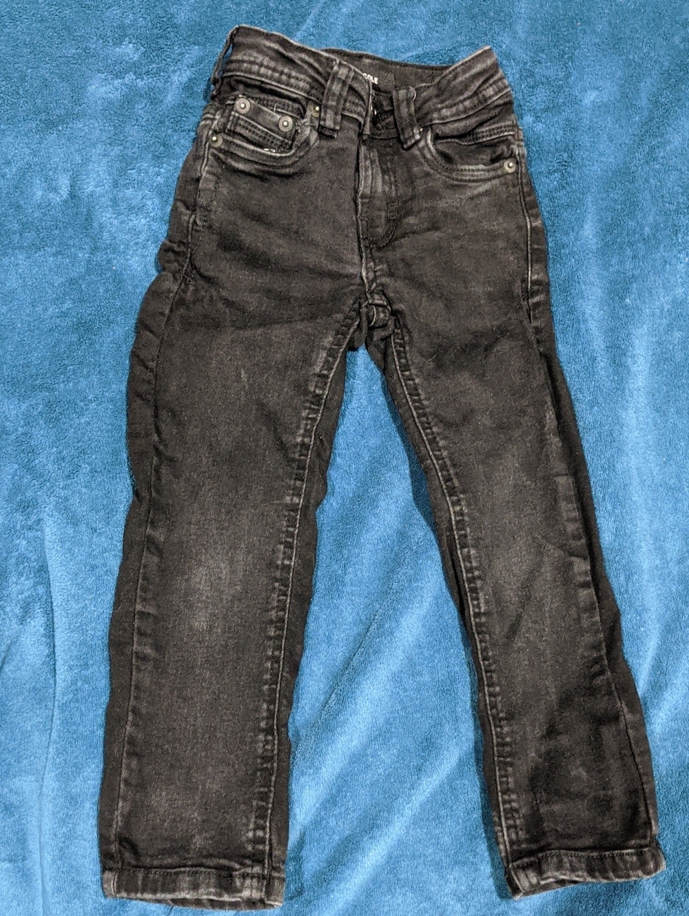 Kenneth Cole Kids Black Straight-Leg Jeans
